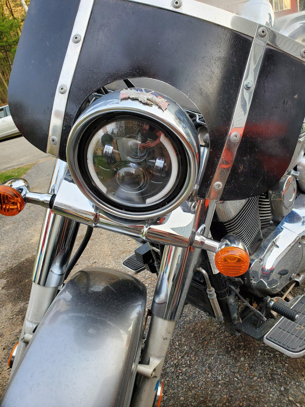 Suzuki Boulevard with LEd Headlight